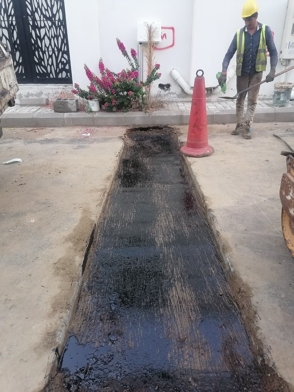 مشروع أسفلت وطرق 25